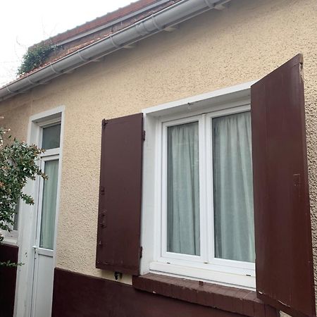 Appartement Cosy Tout Equipe Bois-Colombes Kültér fotó